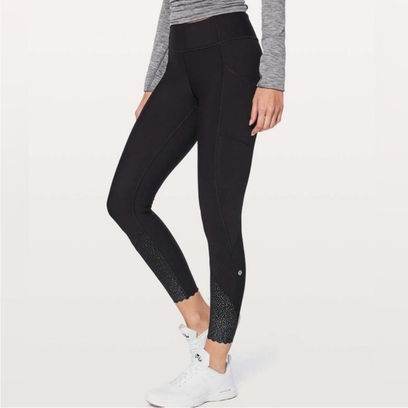 Lululemon Athletica Tight Stuff II Tight Reflective Black Scallop Leggings - Picture 1 of 9